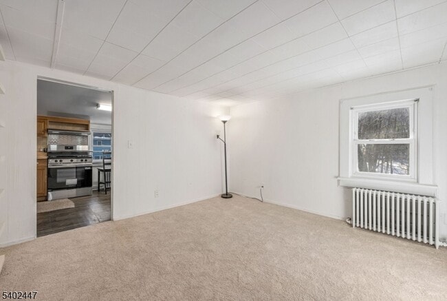 Building Photo - 69 Weaver St