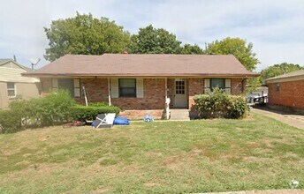 Building Photo - 3 Bed 2 Bath Brick Home with Carport