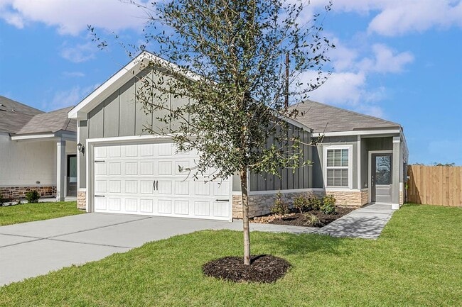 Primary Photo - 8213 Burnt Orchid Dr