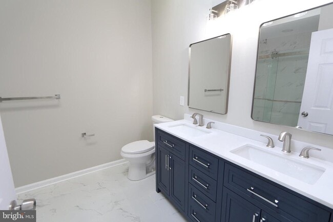 Building Photo - 11206 Barnswallow Pl