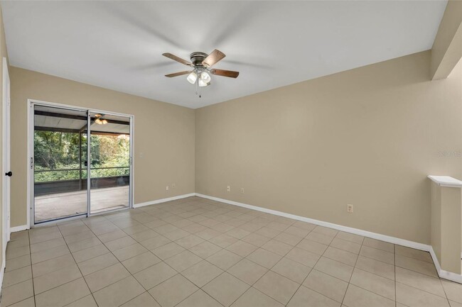 Building Photo - 3/2 Duplex in the heart of Maitland