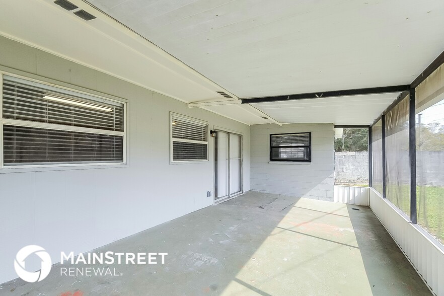 Building Photo - 2827 Gary Ln