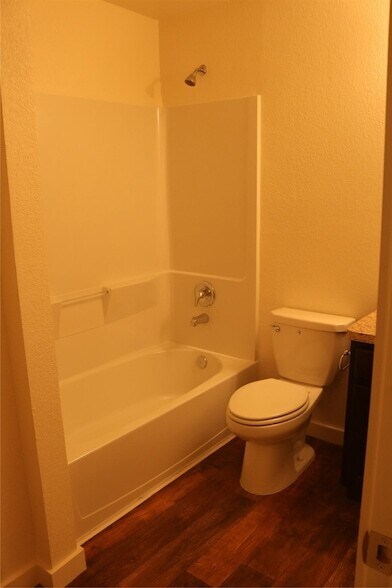 Building Photo - 10535 Mills Rd