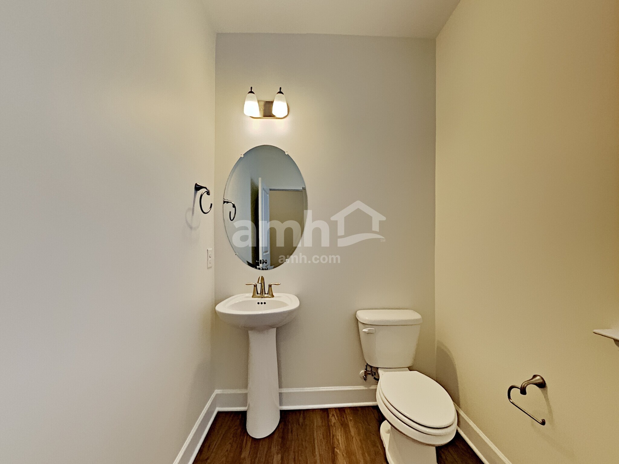 Building Photo - 4945 Chutney Dr