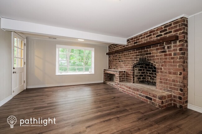 Building Photo - 10120 W 66th Terrace