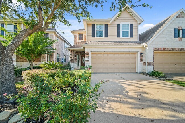 Primary Photo - 4027 Waterford Ln