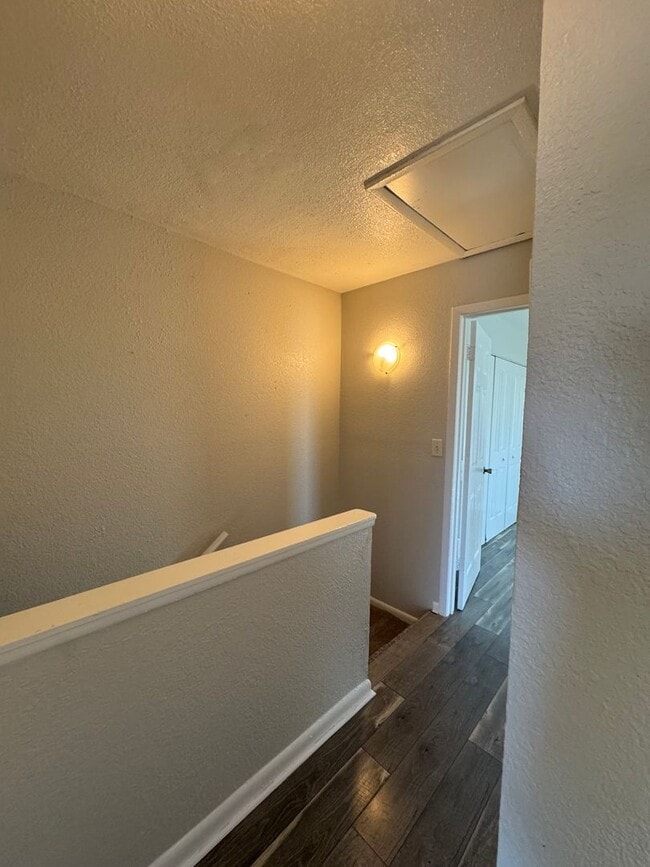 Building Photo - Spacious Poinciana Townhome