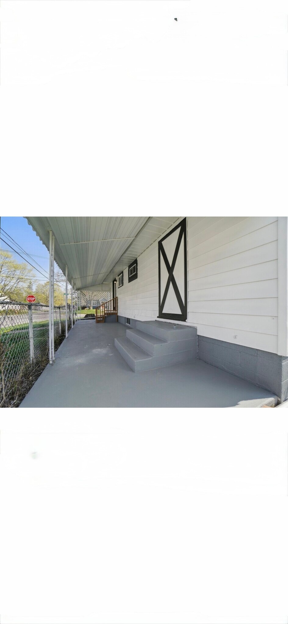 Building Photo - 1011 E Weber Rd