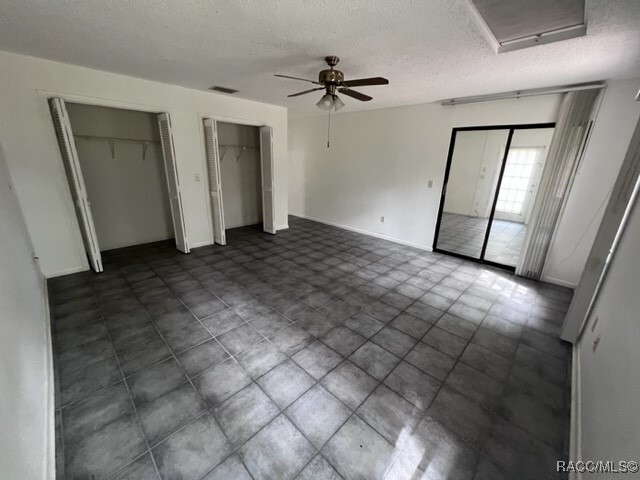 Building Photo - 100 Chinaberry Cir