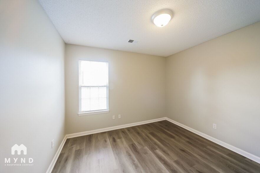 Building Photo - 7357 Lee Ann Dr