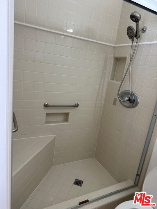 Building Photo - 5368 Crebs Ave