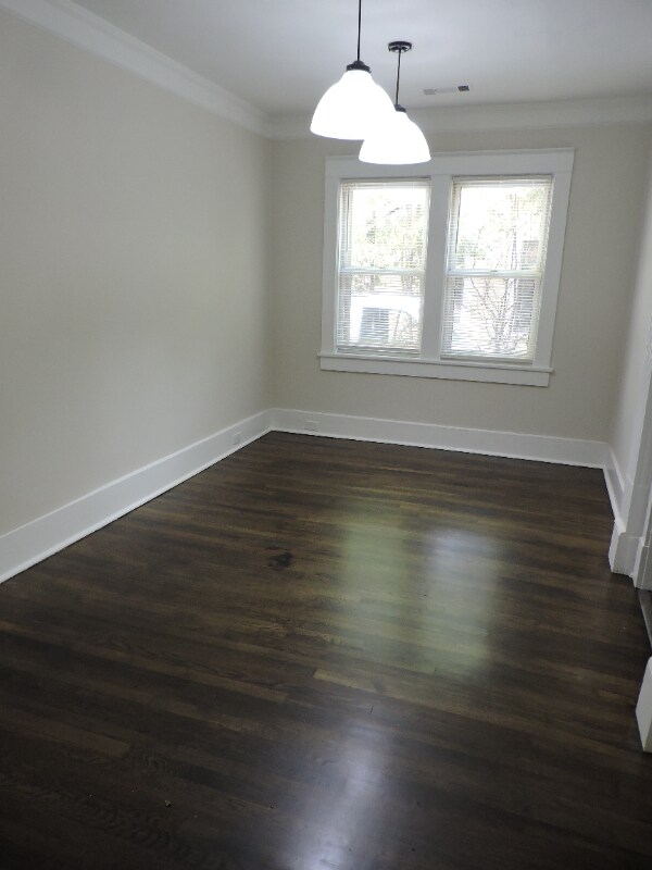 Building Photo - 414 S Reese St