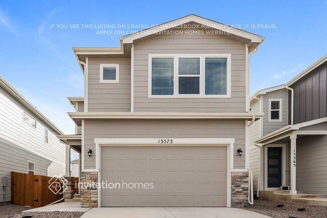 Building Photo - 13573 Arriba Dr