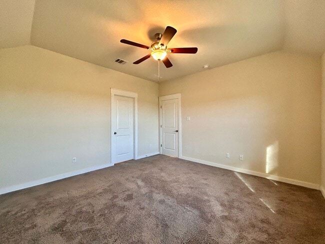 Building Photo - 5809 Urbano Bnd