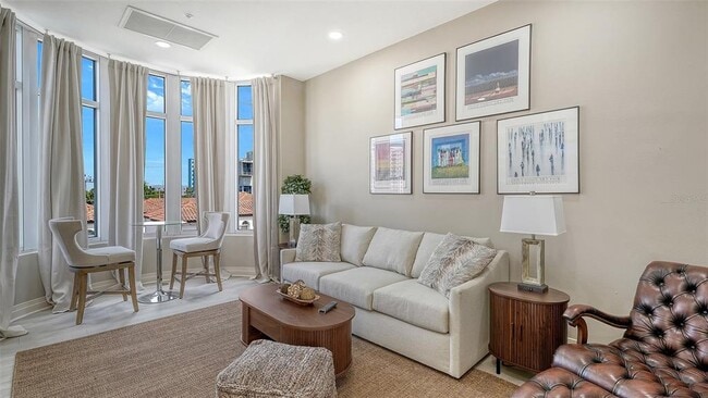 Building Photo - 235 Cocoanut Ave