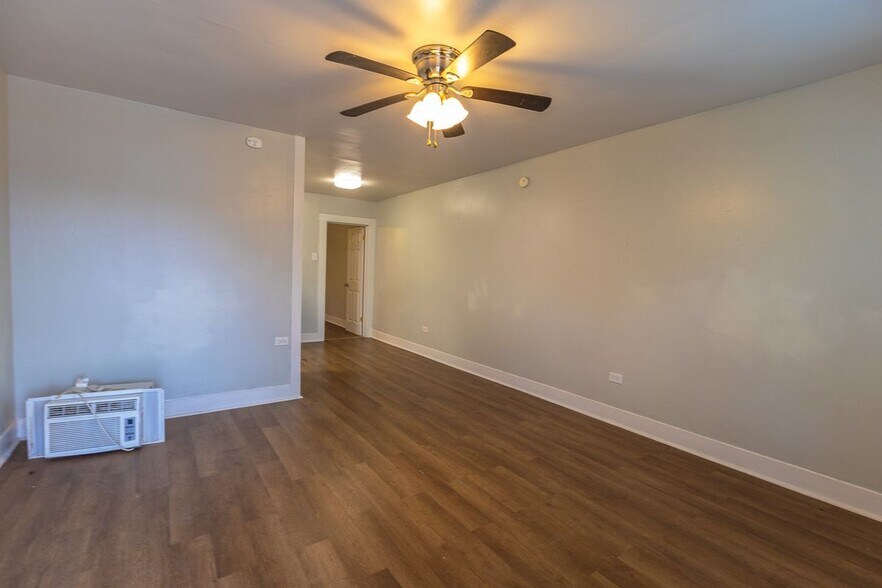 Building Photo - 615 N 23rd St