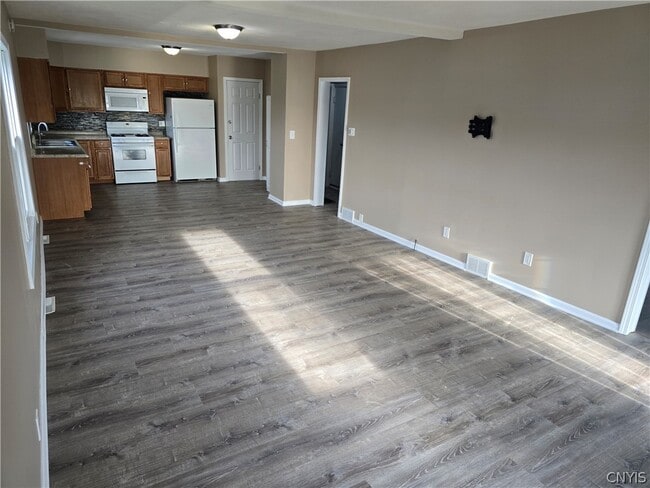 Building Photo - 2802 Lemoyne Ave