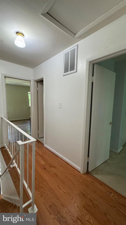 Building Photo - 14582 Earlham Ct