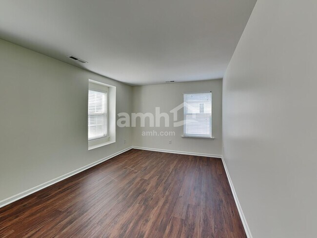 Building Photo - 8836 Driftwood Commons Ct