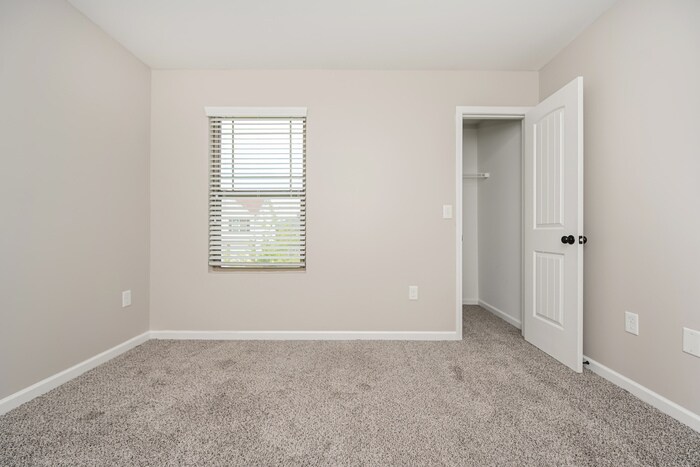 Building Photo - 429 Concord Terrace