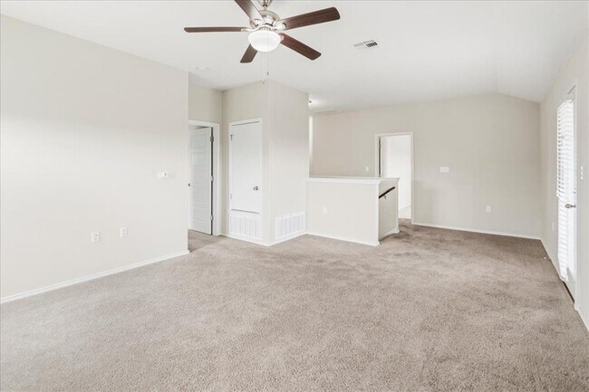 Building Photo - 5600 Bonneville Bend