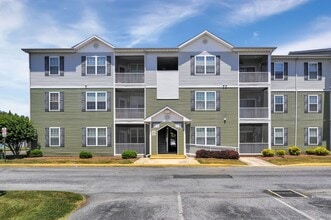 Building Photo - Charming 2-Bed, 2-Bath Condo for Rent in Rehoboth - 50% off your second months rent! $1,895.00/month