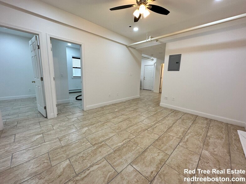 Building Photo - 27 Egremont Rd