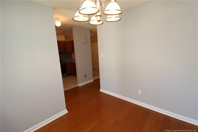 Building Photo - 7283 Sandy Creek Dr