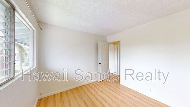 Building Photo - 94-1045 Paha Pl.