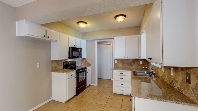 Building Photo - 106 Sahoma Terrace