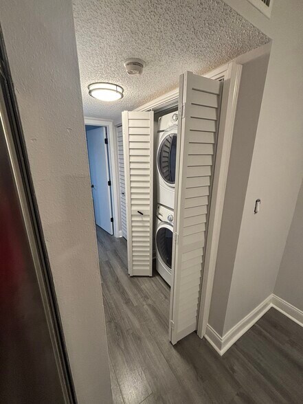 Building Photo - 604 Hammock Pine Blvd