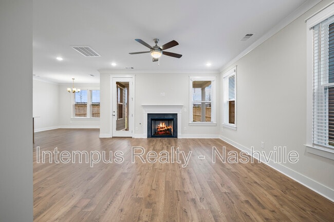 Building Photo - 704 Conifer Dr