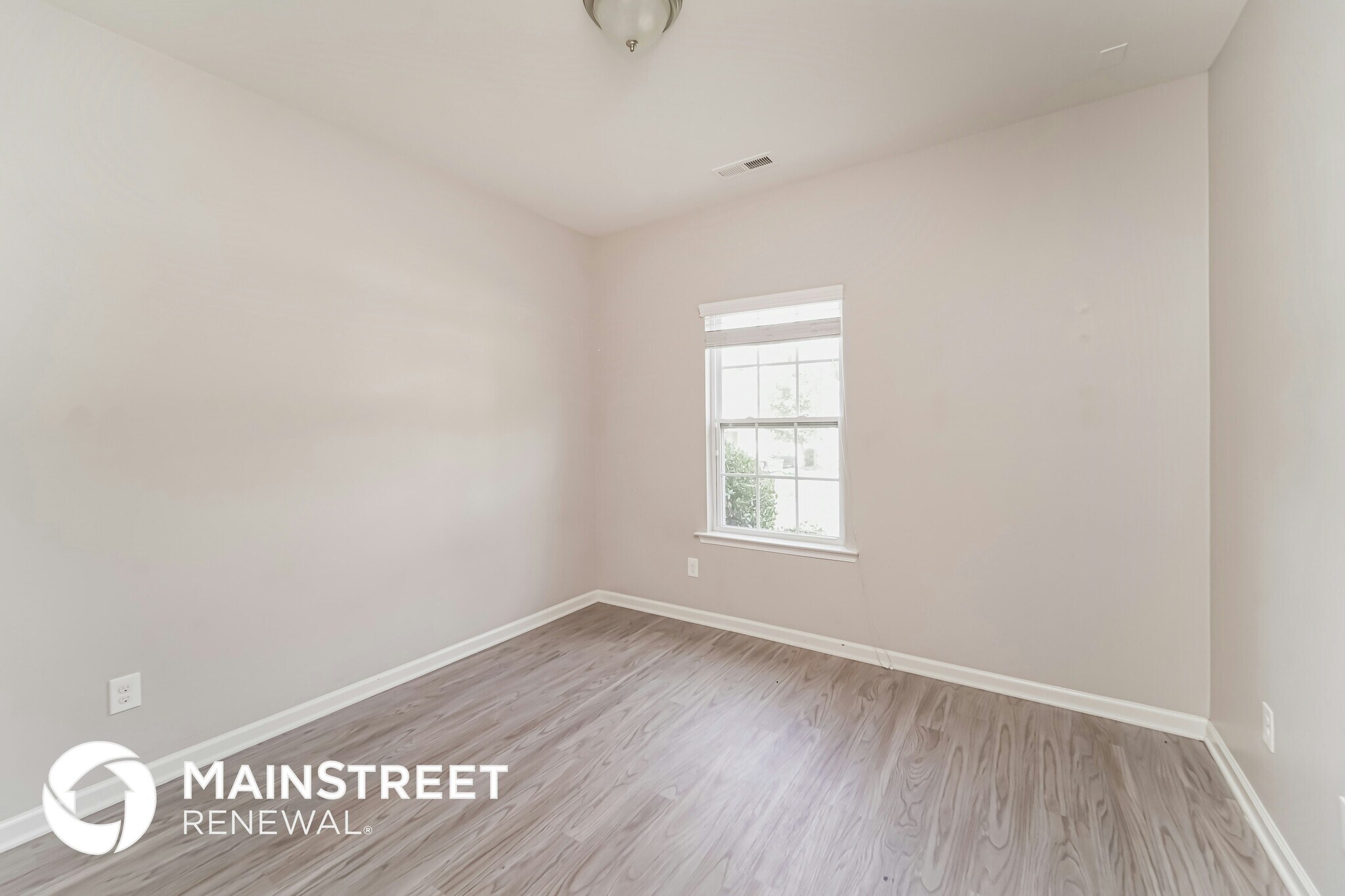 Building Photo - 10422 Kempsford Dr