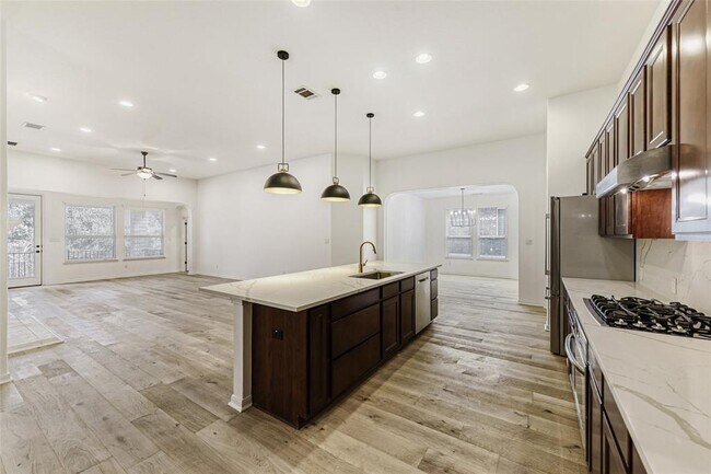 Building Photo - 5013 Pyrenees Pass