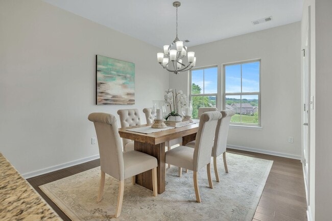 Building Photo - Rental Home available in the Falls Grove Community!