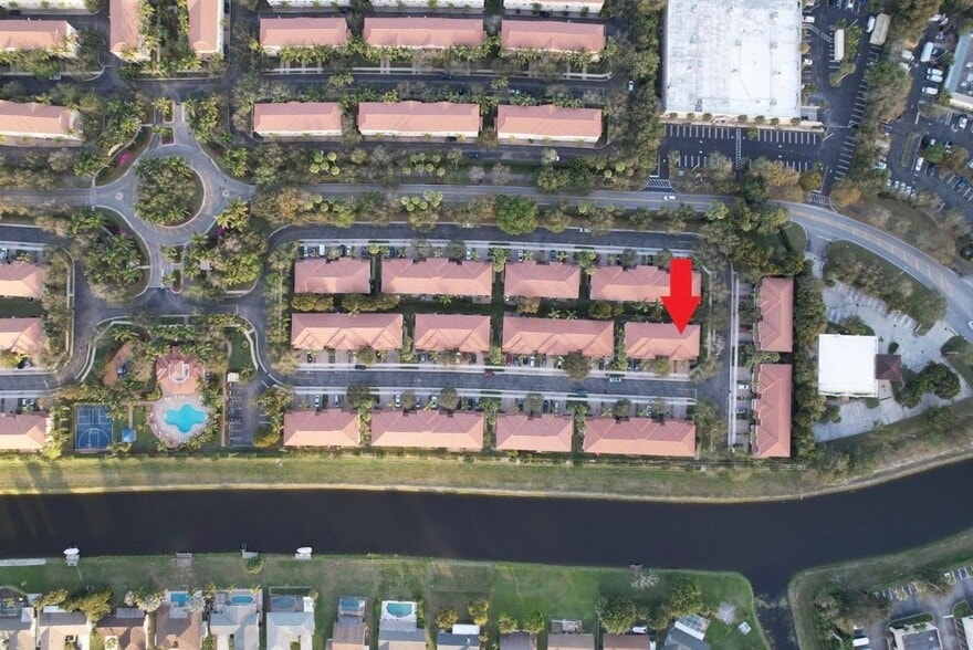 Building Photo - 2789 S Evergreen Cir