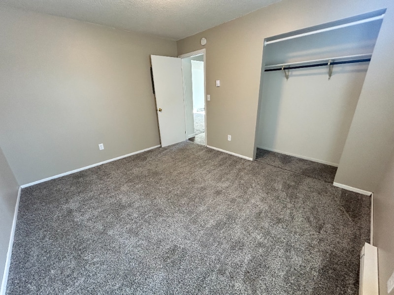 Building Photo - 2333 S 17th St