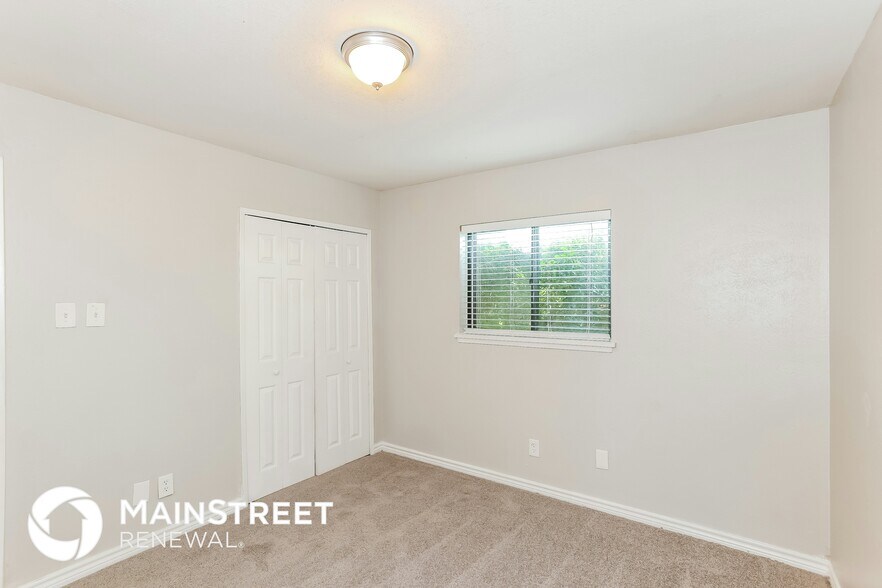 Building Photo - 4713 Zanes Ct