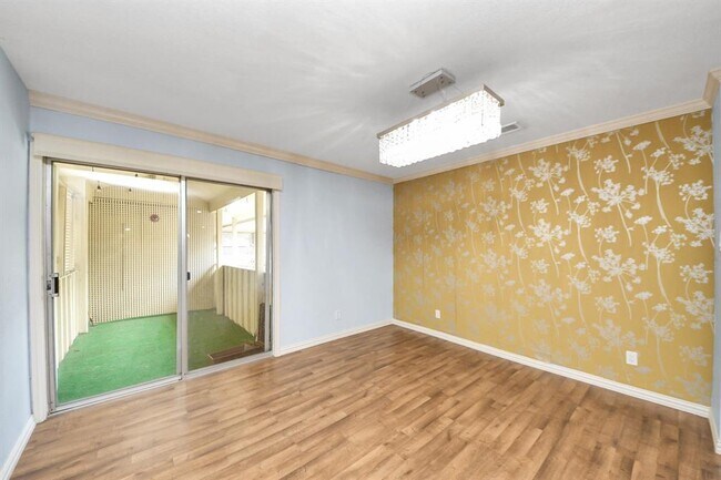 Building Photo - 6304 Crab Orchard Rd