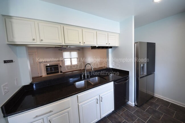 Building Photo - 101 Madison Chase