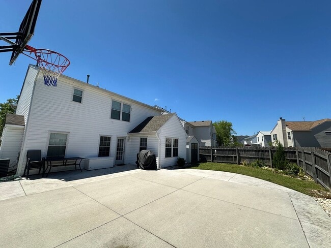 Building Photo - Call Amanda Tate at (757)289-6810 for more information
