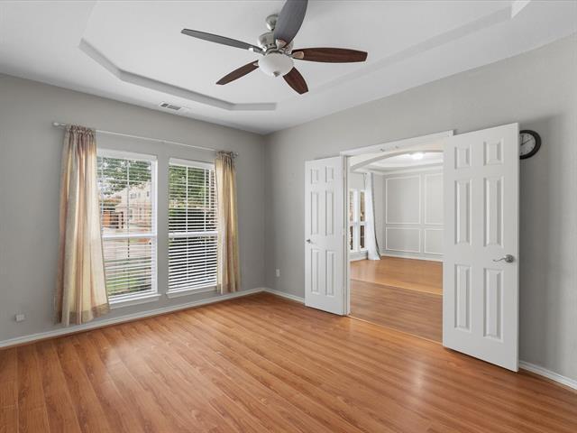 Building Photo - 408 Cave River Dr
