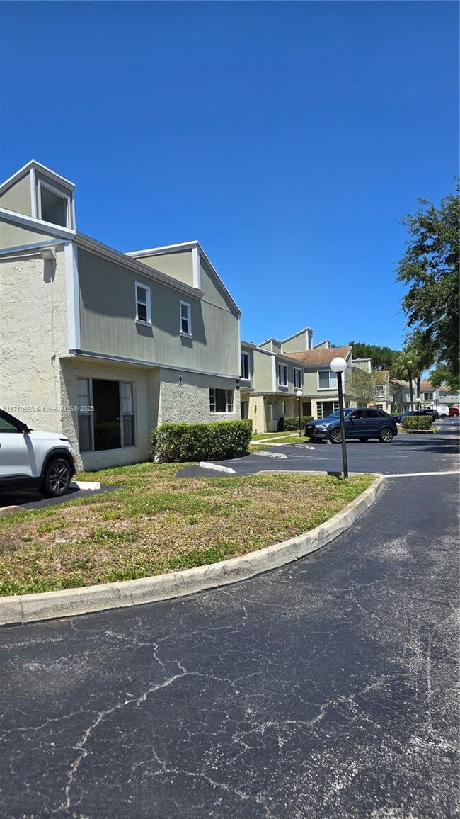 Building Photo - 8005 Lagos De Campo Blvd