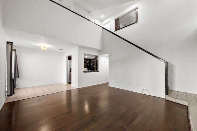 Building Photo - 9572 Windswept Ln