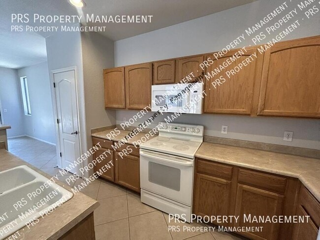 Building Photo - 3651 E Sundance Ave