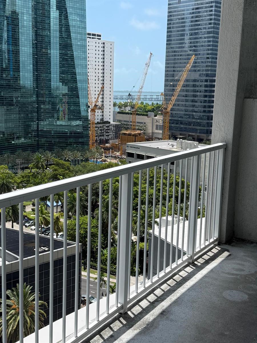 Building Photo - 1250 S Miami Ave