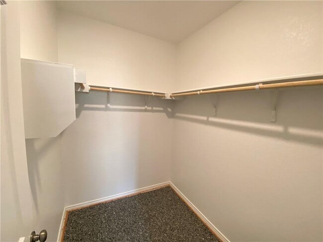 Building Photo - 3608 Lodgepole Dr