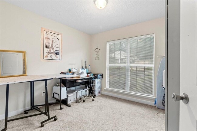 Building Photo - 676 Ventana Dr