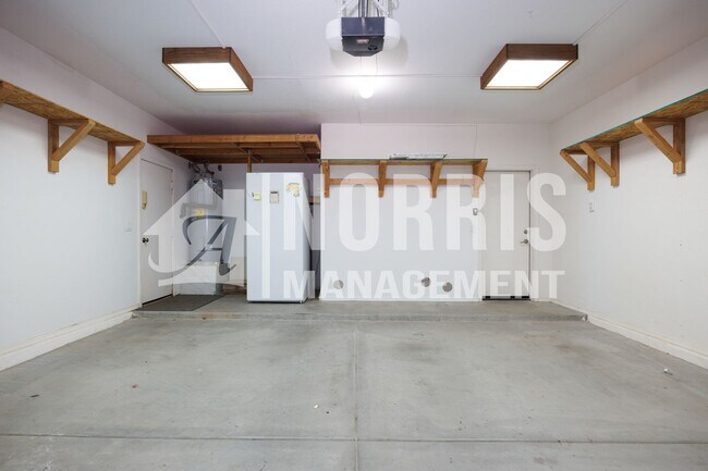 Building Photo - Beautiful Two Story Home Available Now!