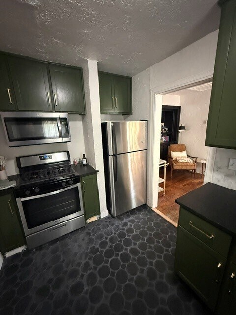 Building Photo - 231 Ferrill St
